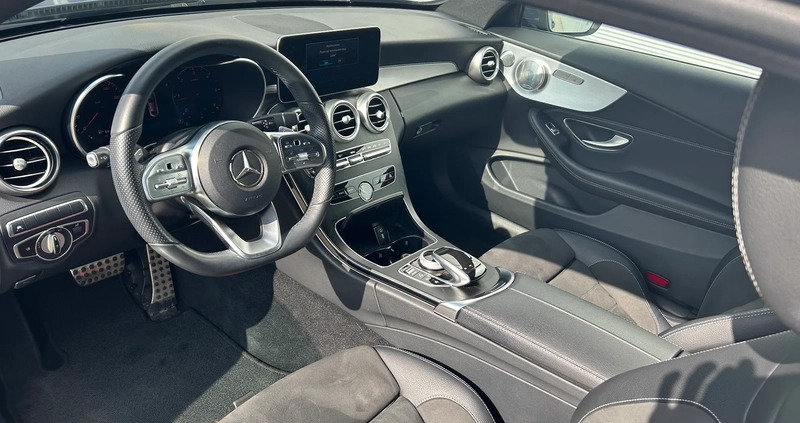 Mercedes-Benz Klasa C cena 146900 przebieg: 71930, rok produkcji 2019 z Bobolice małe 172